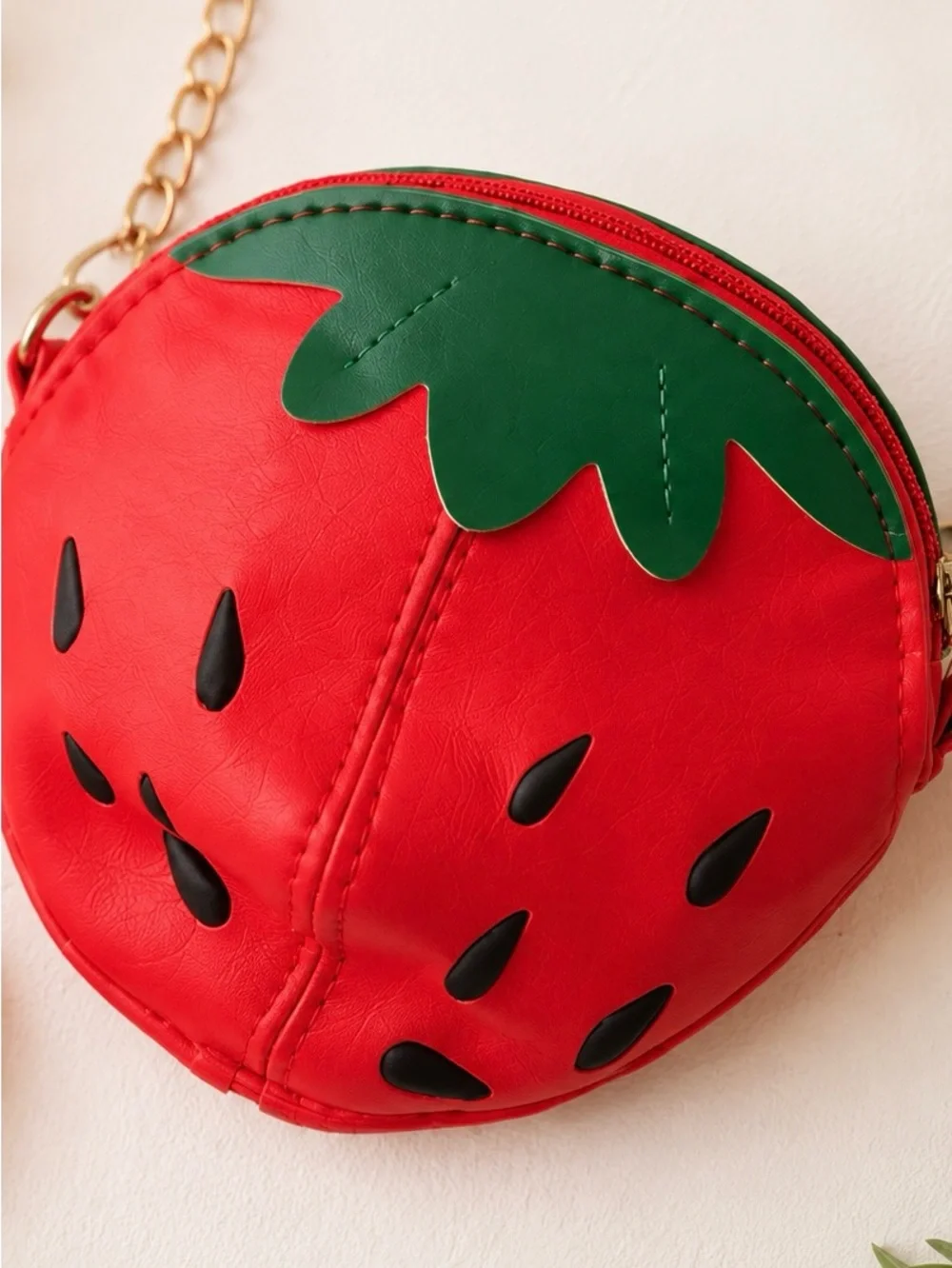 Kids Girls Strawberry Mini Crossbody Purse Red Fruit Bag Gold Chain